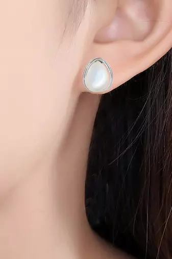 Brass silver faux pearl stud earrings for women girls