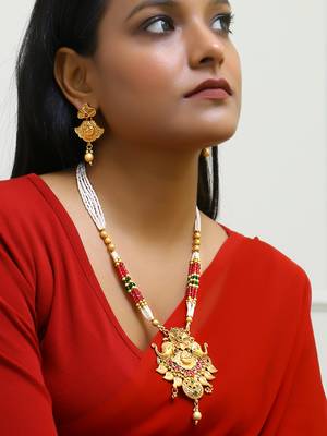 Gold plated elephant design emerald studded temple jewellery set 2