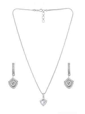 Silver-plated kundan neckpiece with ad stone and matching studs 3