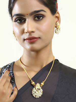 Women gold plated ganpati temple pearl beaded chain set 2