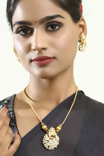 Women gold plated ganpati temple pearl beaded chain set