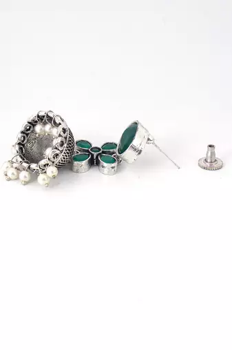 Beautiful oxidised green stones necklace with earings