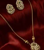 Women gold plated flower designed pearl tessel traditional chain set