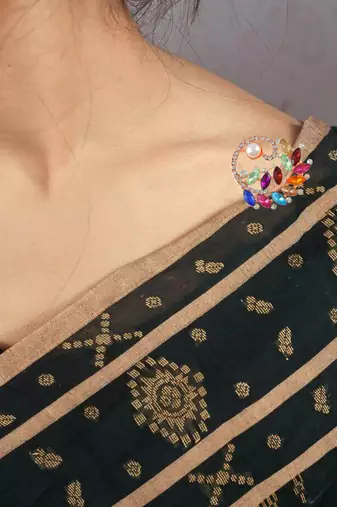 Brass rose gold pearl cz sareepin brooch for women