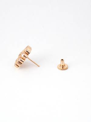 Gold-plated floral kundan studs earrings 4