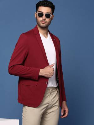 Showoff men's maroon slim fit single breasted blazer 1
