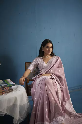 Elora soft linen silk with chikhankhari weaved border designer saree for women (light pink)