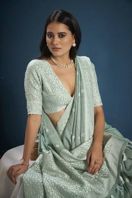 Elora soft linen silk with chikhankhari weaved border designer saree for women (sea green) 3