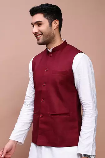 men's solid burgundy slim fit nehru jacket