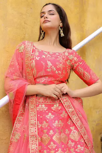 bewitching peach embroidered silk wedding lehenga set choli with dupatta with dupatta
