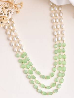 Pearl layered necklace 2