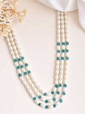 Pearl layered necklace 2