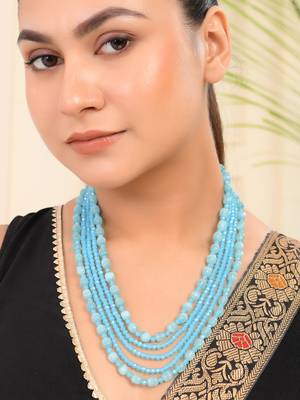 Pearl layered necklace with beads 1