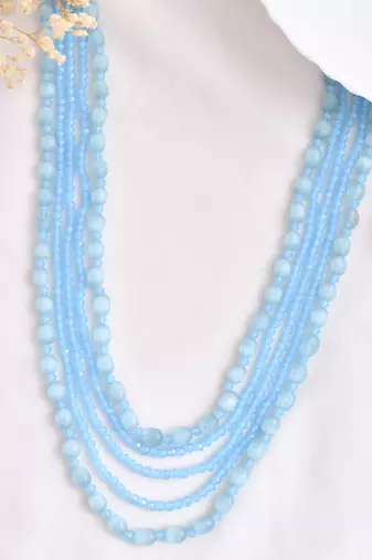 Pearl layered necklace with beads