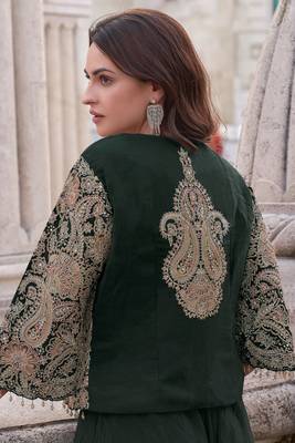 Green embroidered silk free size stitched blouse palazzo. 3