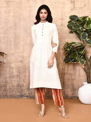 Luna off white handloom kurta set 1