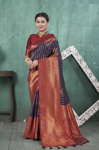 Navy Blue Kanchivaram Silk Zari Weaving With Gold Zari Border And Pallu Saree With Blouse For Women