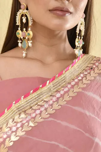 Blush pink leheriya saree with unstitched blouse fabric