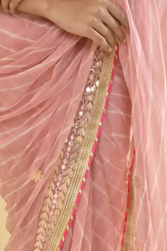 Blush pink leheriya saree with unstitched blouse fabric