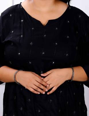 Womens plus size black embroidered and mirror work straight kurti 4