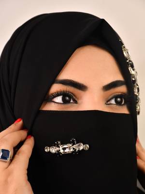 wrap my hijab black stonework bridal hijab set 4