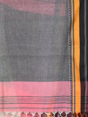 Peach cotton saree with temple borders 4