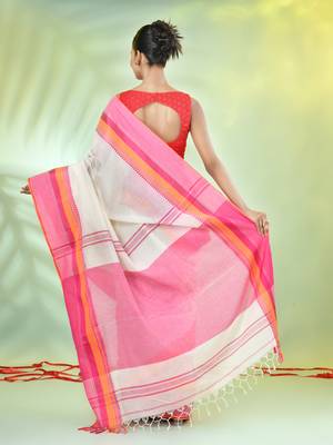 Off white cotton saree with temple borders 3