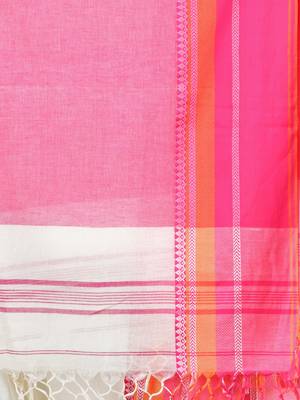 Off white cotton saree with temple borders 4