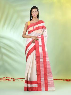 Off white handwoven cotton saree with ethnic patterns 1