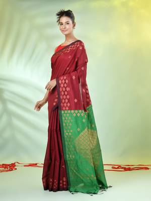 Maroon cotton saree with geomatric patterns 2