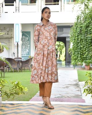 Vaasva women brown cotton digital printed cord set 4