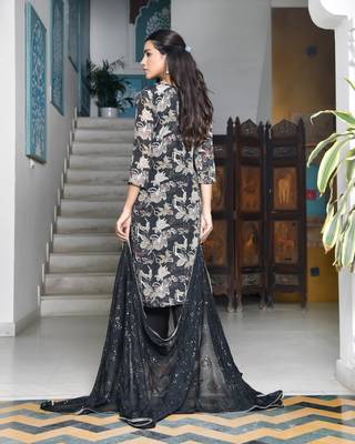 Vaasva women black crepe embroidered suit set 2