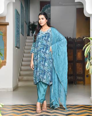 Vaasva women teal crepe embroidered suit set 1