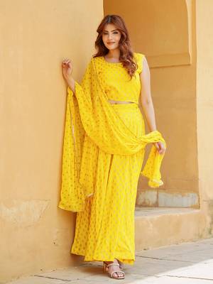 Yellow Gold Print Lehenga Choli With Dupatta 1