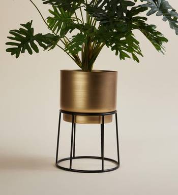 Voidrop Metal Black & Gold Floor Planters Flower Pot With Stand Outdoor & Indoor 1