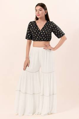 Muhenera Padded Brocade V-Neck Blouse 4