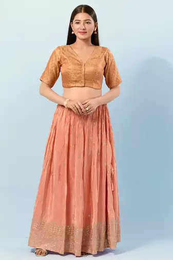 Muhenera Padded Brocade V-Neck Blouse
