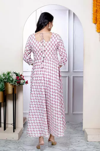 Women cotton printed pink anarkali kurta with dupatta set