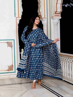 Womens blue cotton floral print anarkali kurta with dupatta 2
