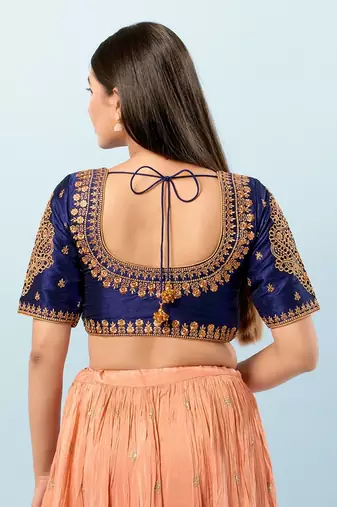 Muhenera Padded Silk Round Neck Blouse