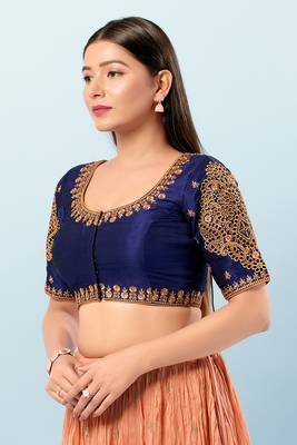 Muhenera Padded Silk Round Neck Blouse 3