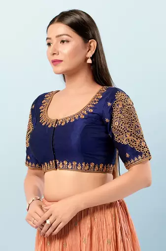 Muhenera Padded Silk Round Neck Blouse