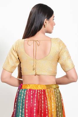 Muhenera Padded Brocade Round Neck Blouse 2