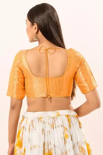 Muhenera Padded Brocade Round Neck Blouse