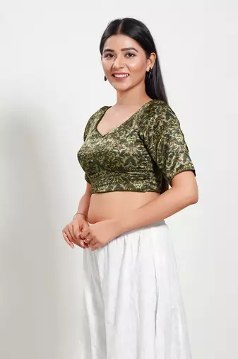 Muhenera Padded Silk Sweatheart Neck Blouse