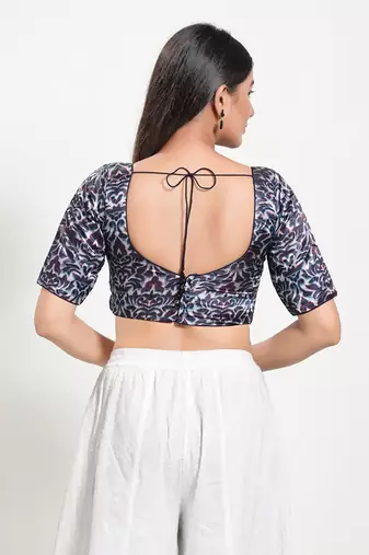 Muhenera Padded Silk Sweatheart Neck Blouse