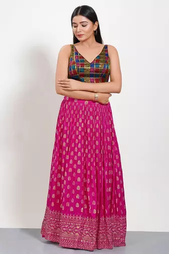 Muhenera Padded Brocade V-Neck Blouse