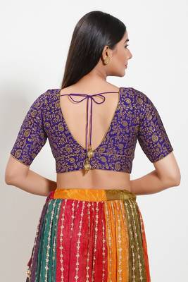Muhenera Padded Brocade V-Neck Blouse 2