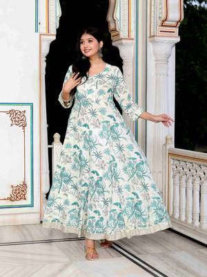 Womens light green cotton gotapatti and lace border birds and leaf anarkali kurta 3