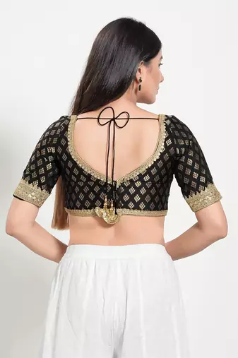 Muhenera Padded Brocade Sweatheart Neck Blouse